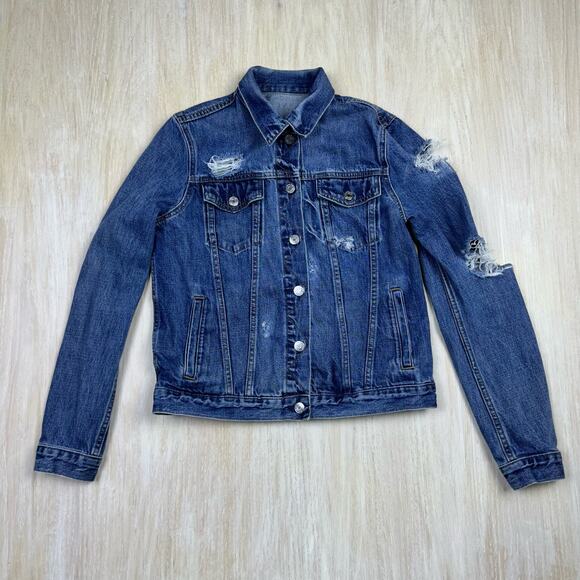 GAP Icon Saddle Blue Distressed Timeless Casual Classic Jean Denim Jacket Small - Picture 1 of 16
